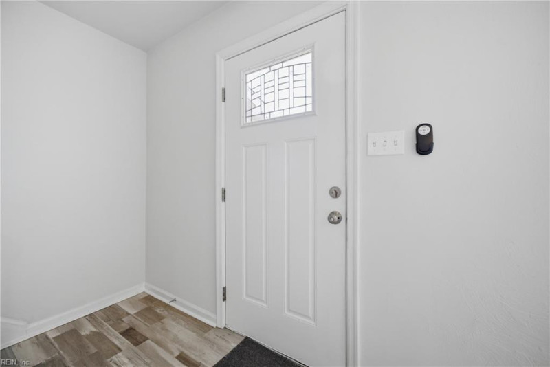 Photo 6 of 38 residential for sale in Virginia Beach virginia