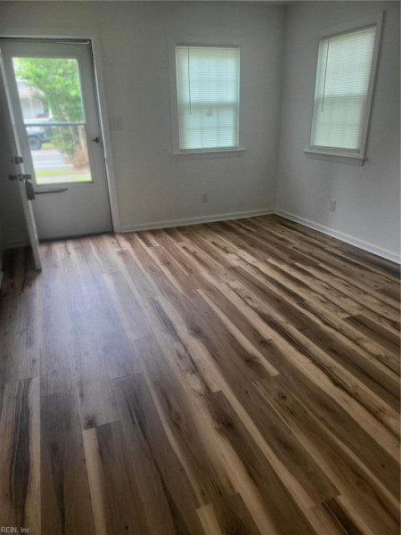 Photo 2 of 18 residential for sale in Portsmouth virginia