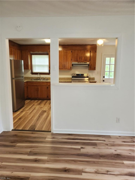 Photo 4 of 18 residential for sale in Portsmouth virginia