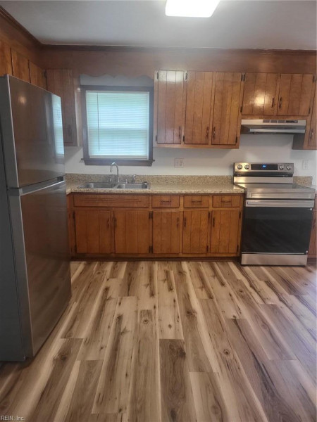 Photo 6 of 18 residential for sale in Portsmouth virginia