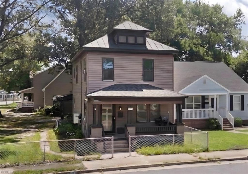 Photo 21 of 23 residential for sale in Portsmouth virginia