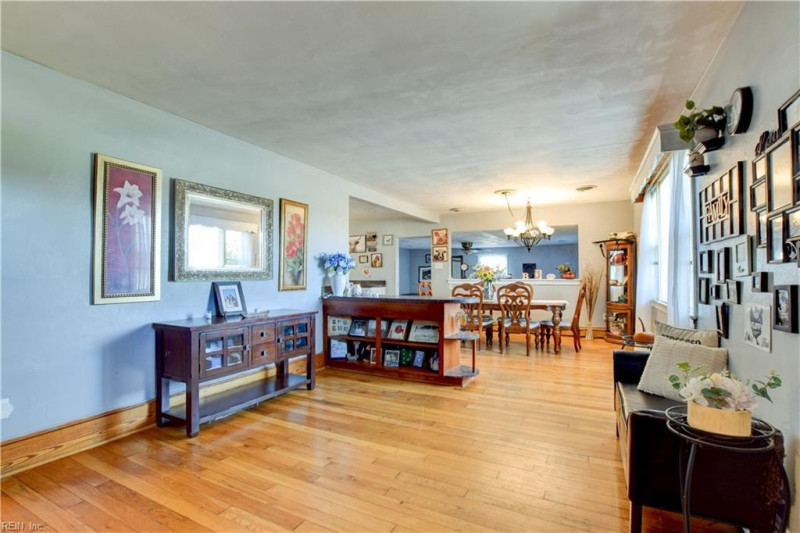 Photo 2 of 49 residential for sale in Isle of Wight County virginia