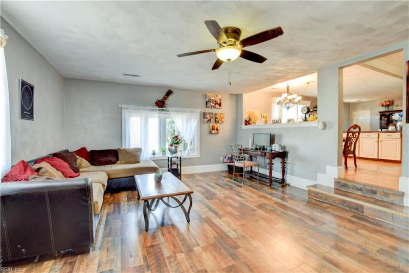 Photo 20 of 49 residential for sale in Isle of Wight County virginia