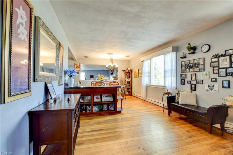 Photo 3 of 49 residential for sale in Isle of Wight County virginia
