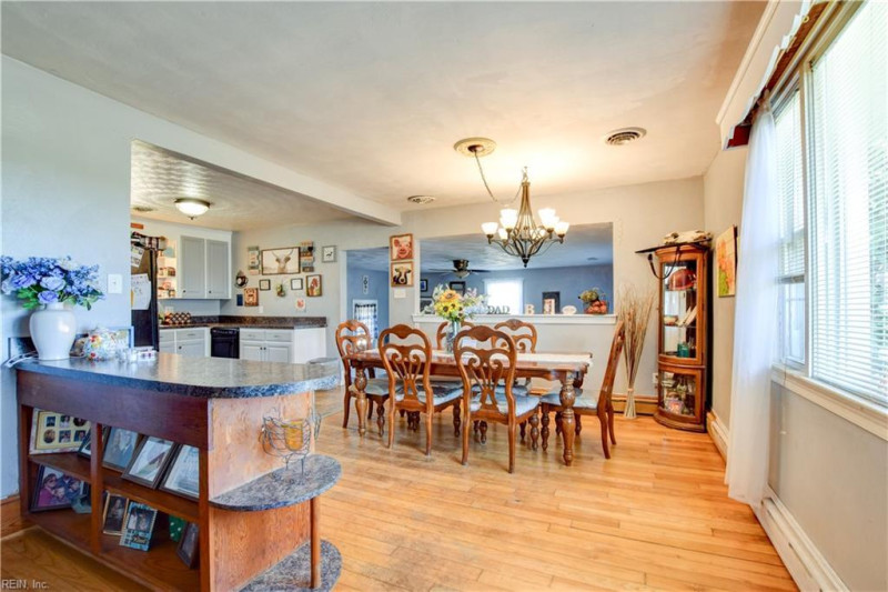 Photo 6 of 49 residential for sale in Isle of Wight County virginia