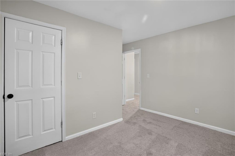 Photo 18 of 41 residential for sale in Chesapeake virginia Photo 18 of 41 residential for sale in Chesapeake virginia