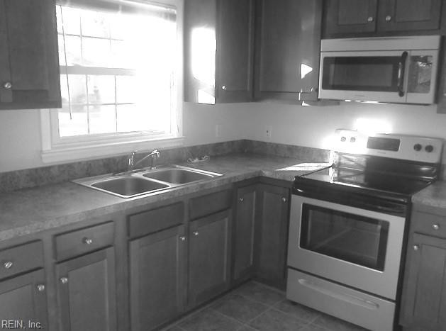 Photo 2 of 3 residential for sale in Hampton virginia Photo 2 of 3 residential for sale in Hampton virginia