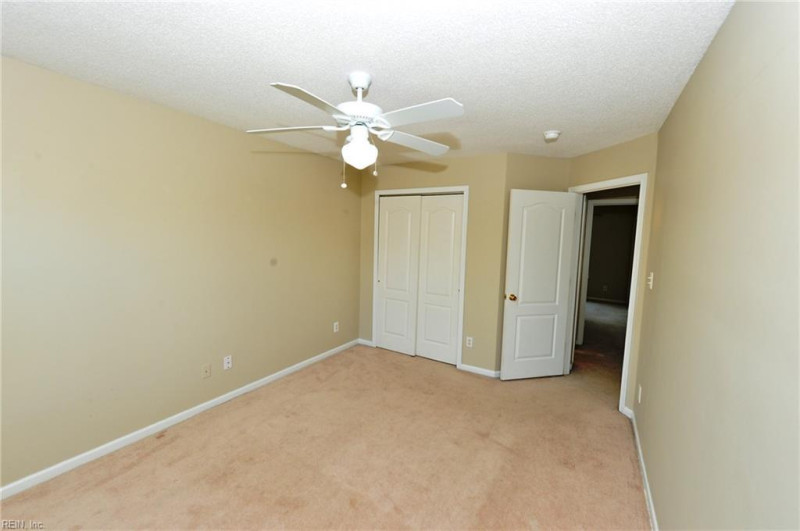 Photo 25 of 36 residential for sale in Chesapeake virginia