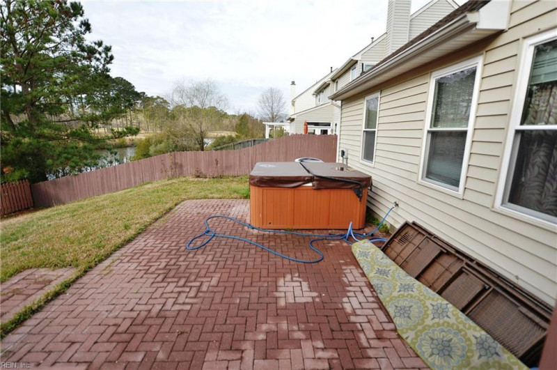 Photo 34 of 36 residential for sale in Chesapeake virginia