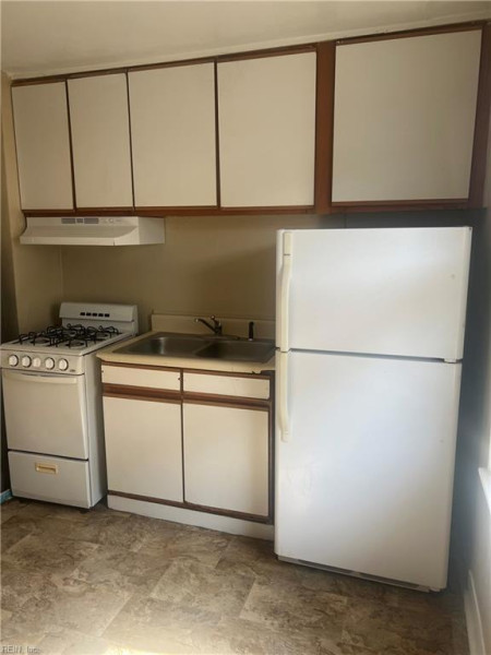 Photo 5 of 12 residential for sale in Norfolk virginia