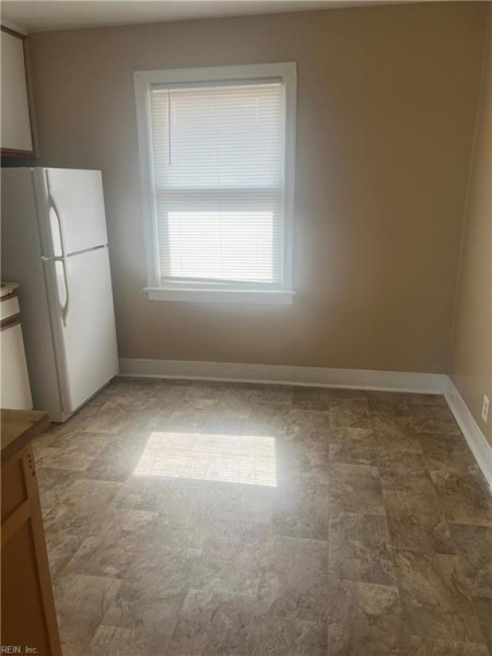 Photo 6 of 12 residential for sale in Norfolk virginia