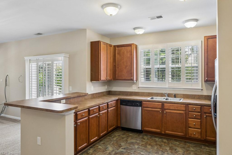 Photo 9 of 38 residential for sale in Virginia Beach virginia Photo 9 of 38 residential for sale in Virginia Beach virginia