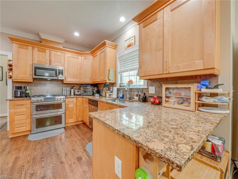 Photo 12 of 46 residential for sale in Poquoson virginia Photo 12 of 46 residential for sale in Poquoson virginia