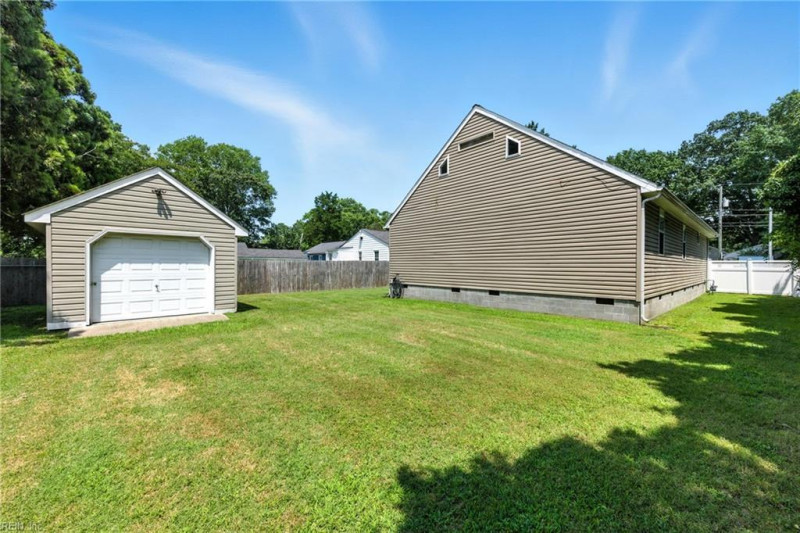 Photo 36 of 47 residential for sale in Hampton virginia Photo 36 of 47 residential for sale in Hampton virginia