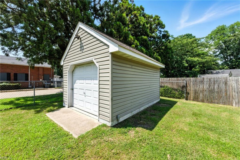 Photo 39 of 47 residential for sale in Hampton virginia Photo 39 of 47 residential for sale in Hampton virginia