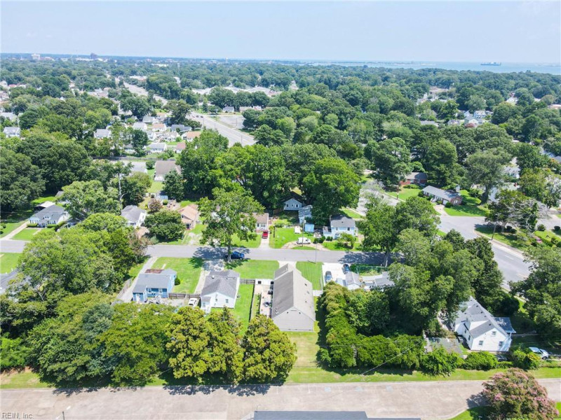 Photo 43 of 47 residential for sale in Hampton virginia Photo 43 of 47 residential for sale in Hampton virginia