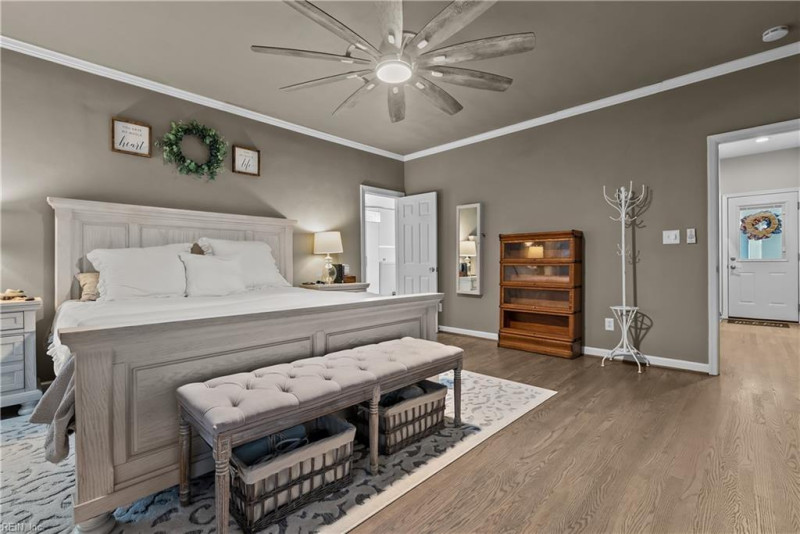 Photo 14 of 49 residential for sale in Virginia Beach virginia