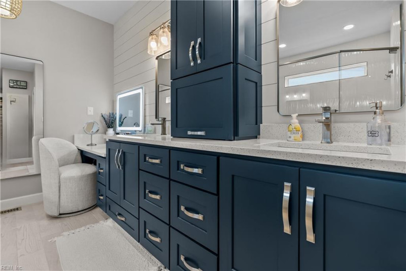 Photo 17 of 49 residential for sale in Virginia Beach virginia