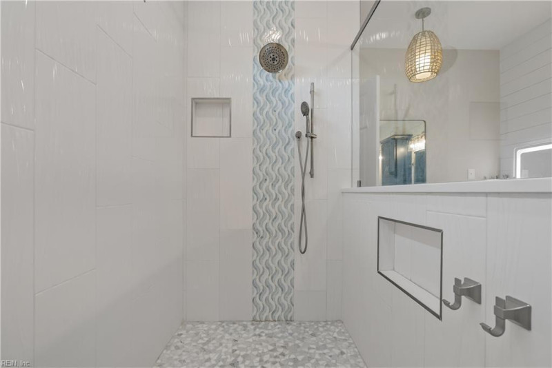 Photo 18 of 49 residential for sale in Virginia Beach virginia