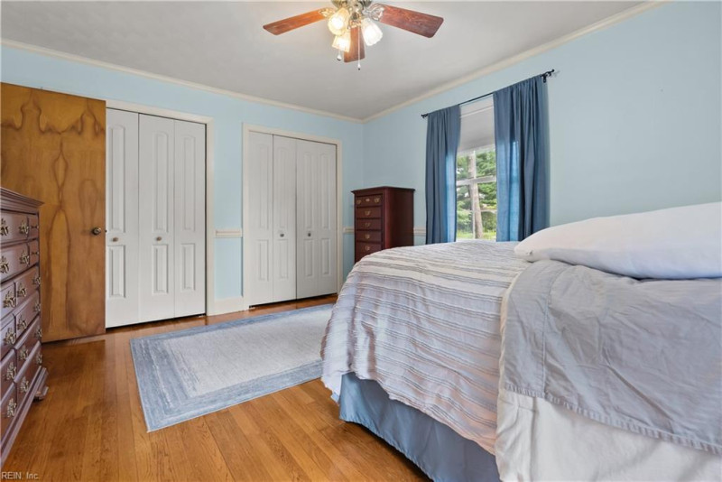 Photo 11 of 41 residential for sale in Portsmouth virginia
