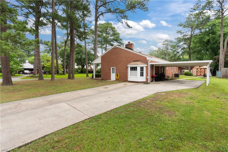 Photo 36 of 41 residential for sale in Portsmouth virginia