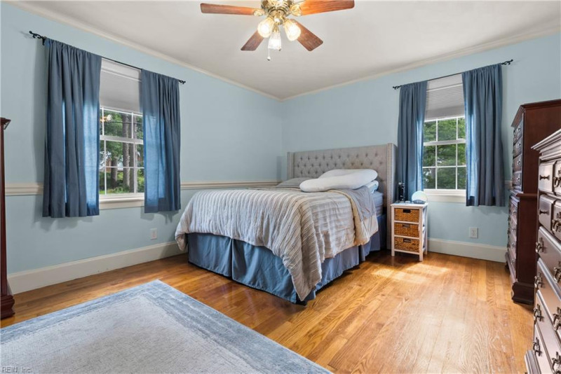 Photo 9 of 41 residential for sale in Portsmouth virginia