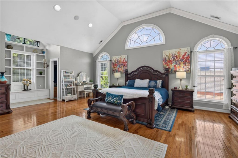 Photo 11 of 27 residential for sale in Chesapeake virginia
