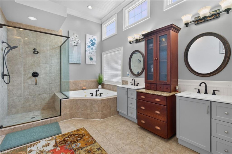 Photo 15 of 27 residential for sale in Chesapeake virginia