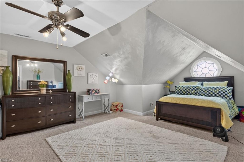 Photo 19 of 27 residential for sale in Chesapeake virginia