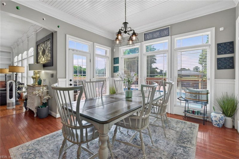 Photo 2 of 27 residential for sale in Chesapeake virginia
