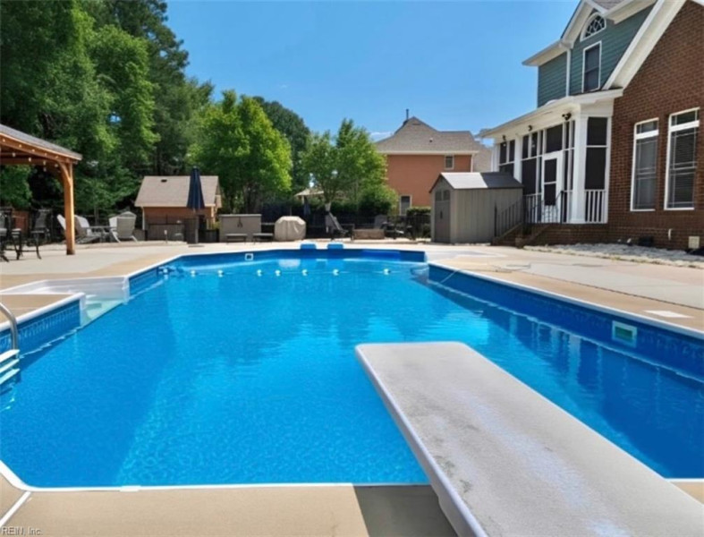 Photo 23 of 27 residential for sale in Chesapeake virginia