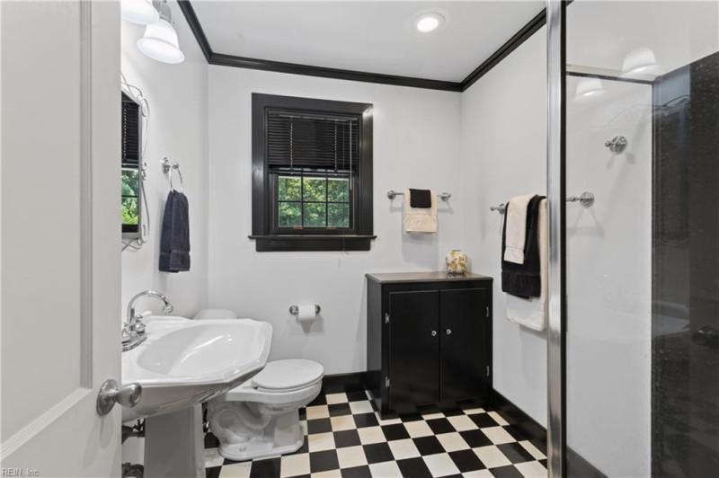 Photo 18 of 51 residential for sale in Norfolk virginia Photo 18 of 51 residential for sale in Norfolk virginia