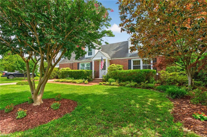 Photo 3 of 51 residential for sale in Norfolk virginia Photo 3 of 51 residential for sale in Norfolk virginia