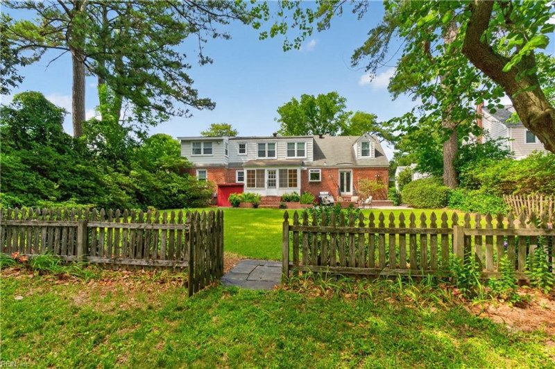 Photo 42 of 51 residential for sale in Norfolk virginia Photo 42 of 51 residential for sale in Norfolk virginia