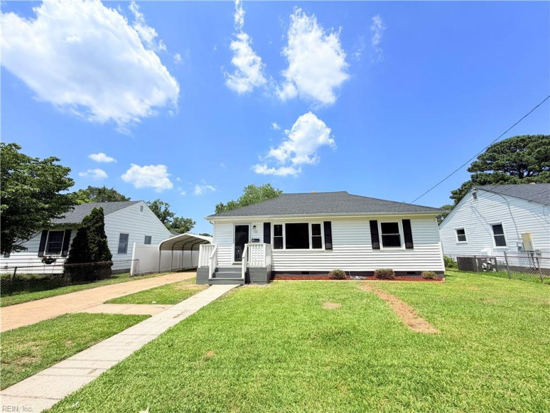 Photo 1 of 16 residential for sale in Portsmouth virginia Photo 1 of 16 residential for sale in Portsmouth virginia