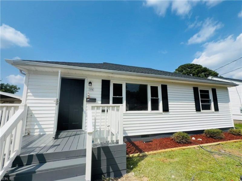 Photo 2 of 16 residential for sale in Portsmouth virginia Photo 2 of 16 residential for sale in Portsmouth virginia