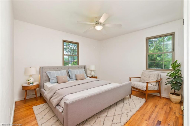 Photo 12 of 29 residential for sale in Chesapeake virginia