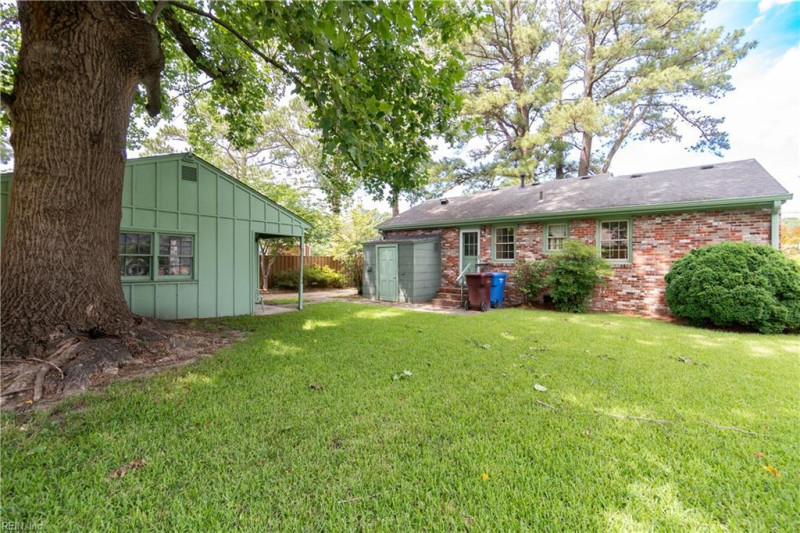 Photo 26 of 29 residential for sale in Chesapeake virginia