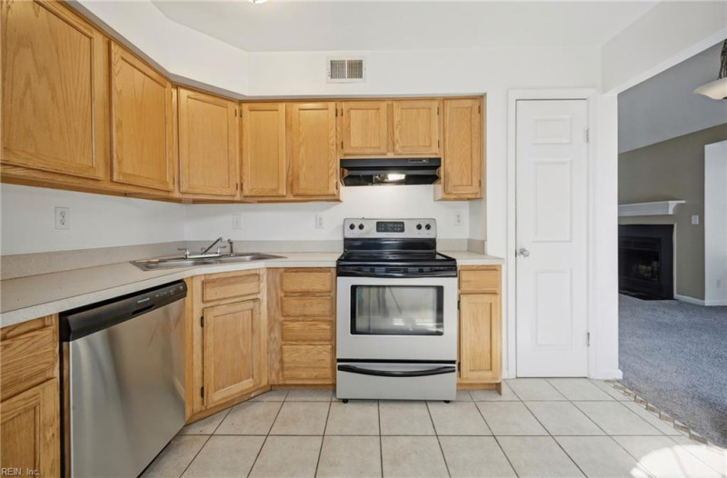 Photo 13 of 21 residential for sale in Virginia Beach virginia Photo 13 of 21 residential for sale in Virginia Beach virginia