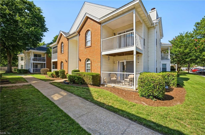 Photo 3 of 21 residential for sale in Virginia Beach virginia Photo 3 of 21 residential for sale in Virginia Beach virginia