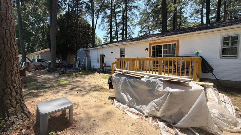Photo 4 of 7 residential for sale in Gloucester County virginia
