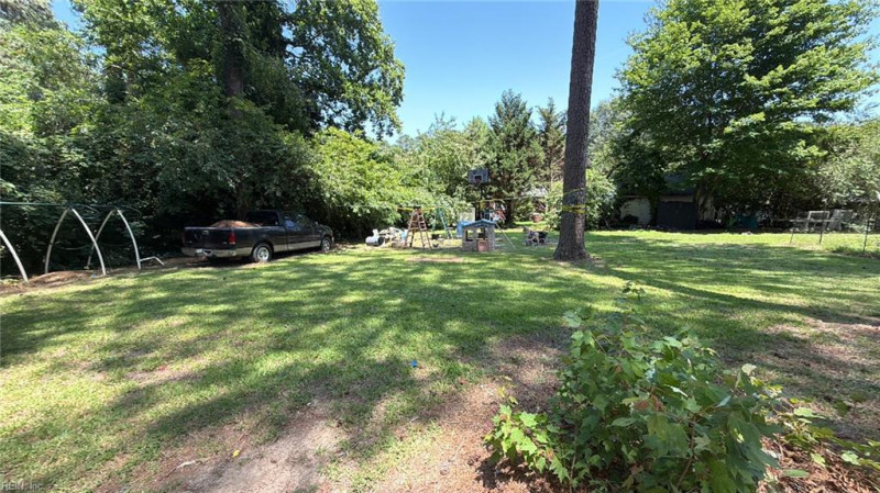 Photo 5 of 7 residential for sale in Gloucester County virginia