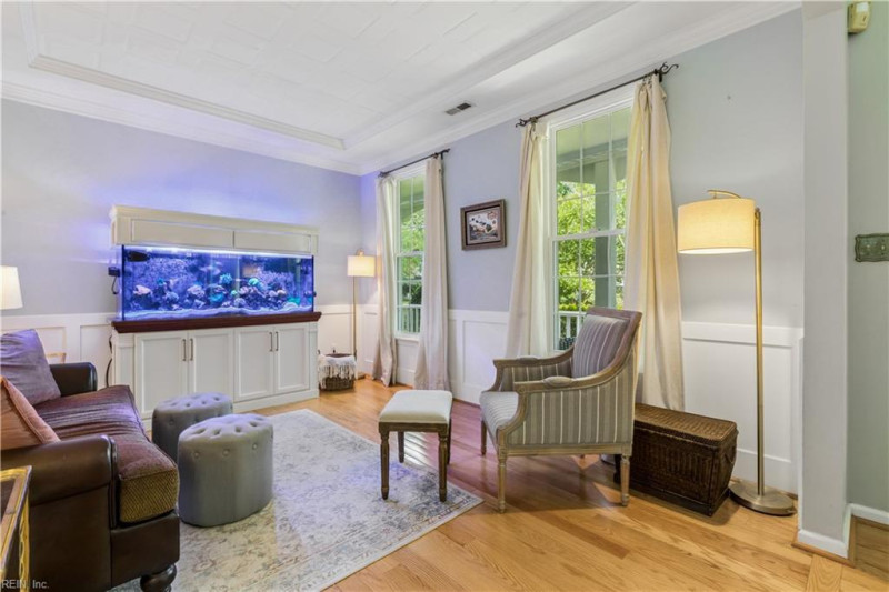Photo 10 of 44 residential for sale in Chesapeake virginia