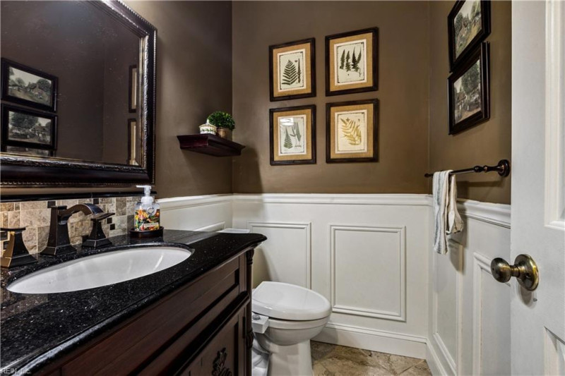 Photo 15 of 44 residential for sale in Chesapeake virginia