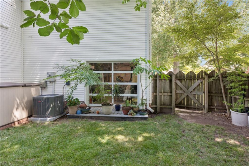 Photo 28 of 44 residential for sale in Chesapeake virginia