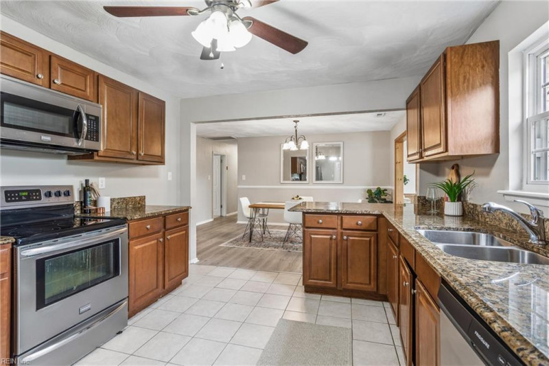 Photo 9 of 39 residential for sale in Virginia Beach virginia Photo 9 of 39 residential for sale in Virginia Beach virginia