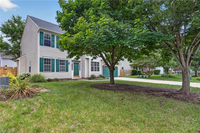 Photo 2 of 34 residential for sale in Virginia Beach virginia
