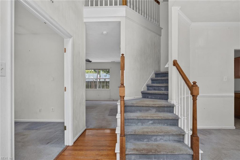 Photo 3 of 34 residential for sale in Virginia Beach virginia