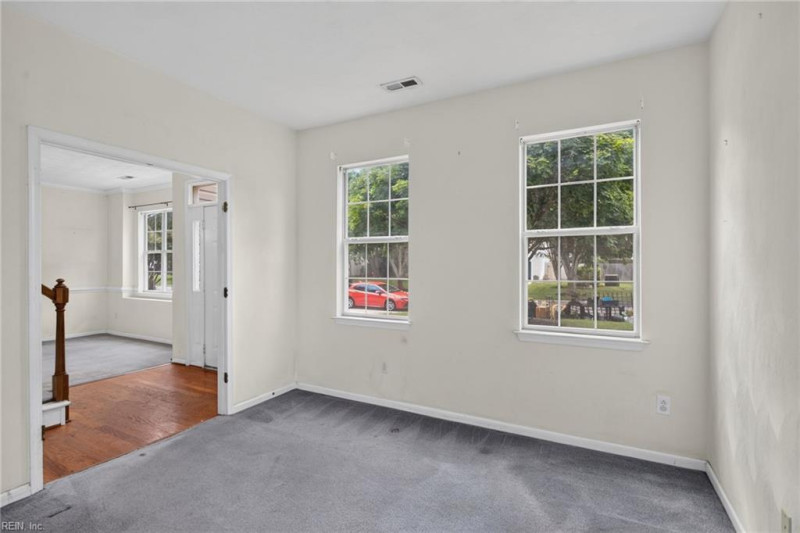 Photo 8 of 34 residential for sale in Virginia Beach virginia