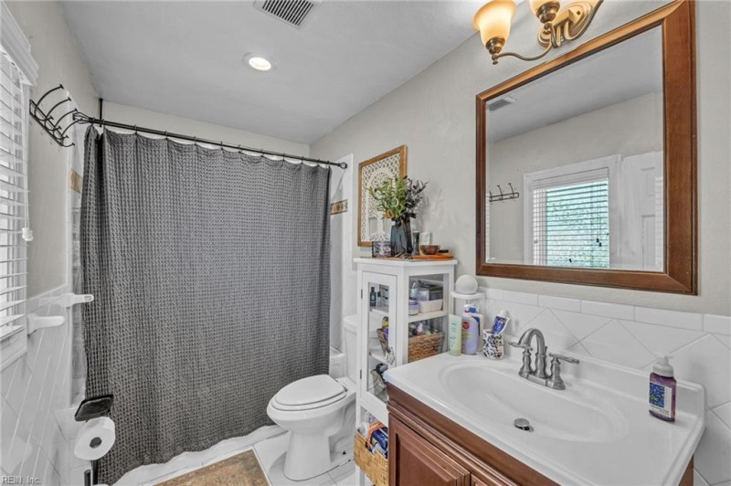 Photo 33 of 43 residential for sale in Portsmouth virginia Photo 33 of 43 residential for sale in Portsmouth virginia